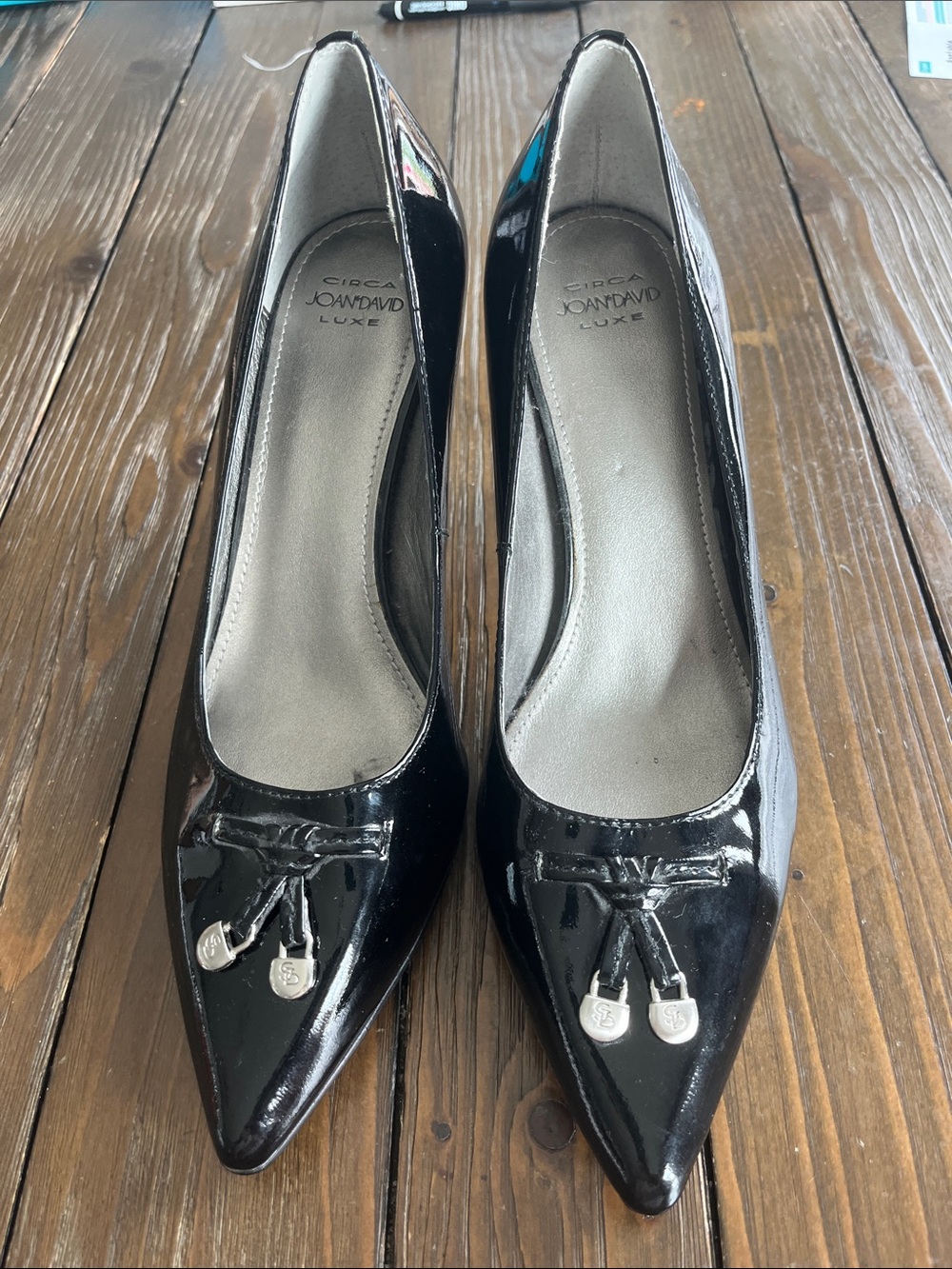 Joan & David Black Patent Pointed-Toe Pumps with Tassel Charms